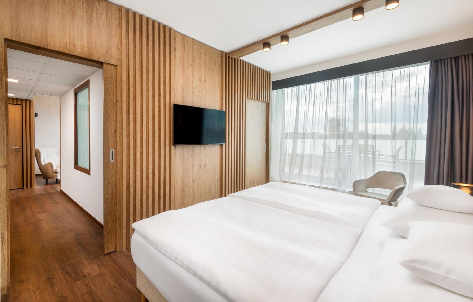 Hunguest Hotel Forrás Szeged Esterno foto