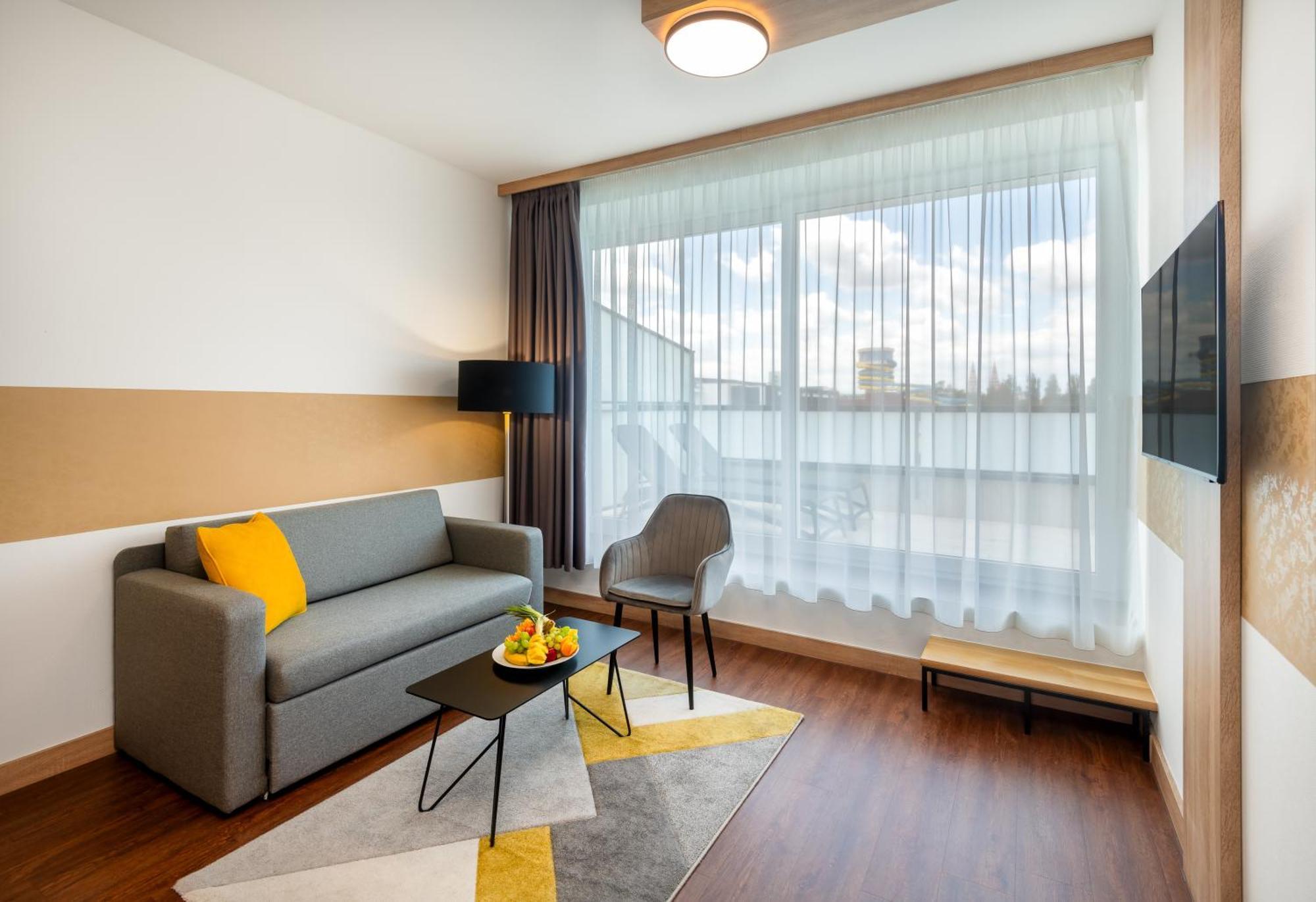 Hunguest Hotel Forrás Szeged Esterno foto